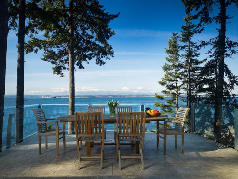 Whidbey Waterfront Haven - Greenbank, Washington