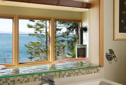 Whidbey Waterfront Haven - Greenbank, Washington