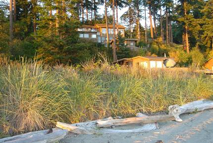 Whidbey Waterfront Haven - Greenbank, Washington