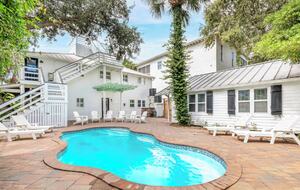 Southern Coastal Retreat on Tybee Island - Tybee Island, Georgia