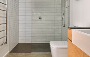 Architect-Designed Oasis Steps from Omaha Beach - Omaha, New Zealand