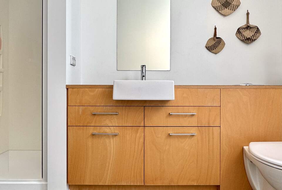 Architect-Designed Oasis Steps from Omaha Beach - Omaha, New Zealand