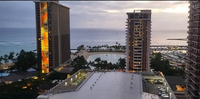 Hilton Honolulu Studio Above Waikiki Beach - Honolulu, Hawaii