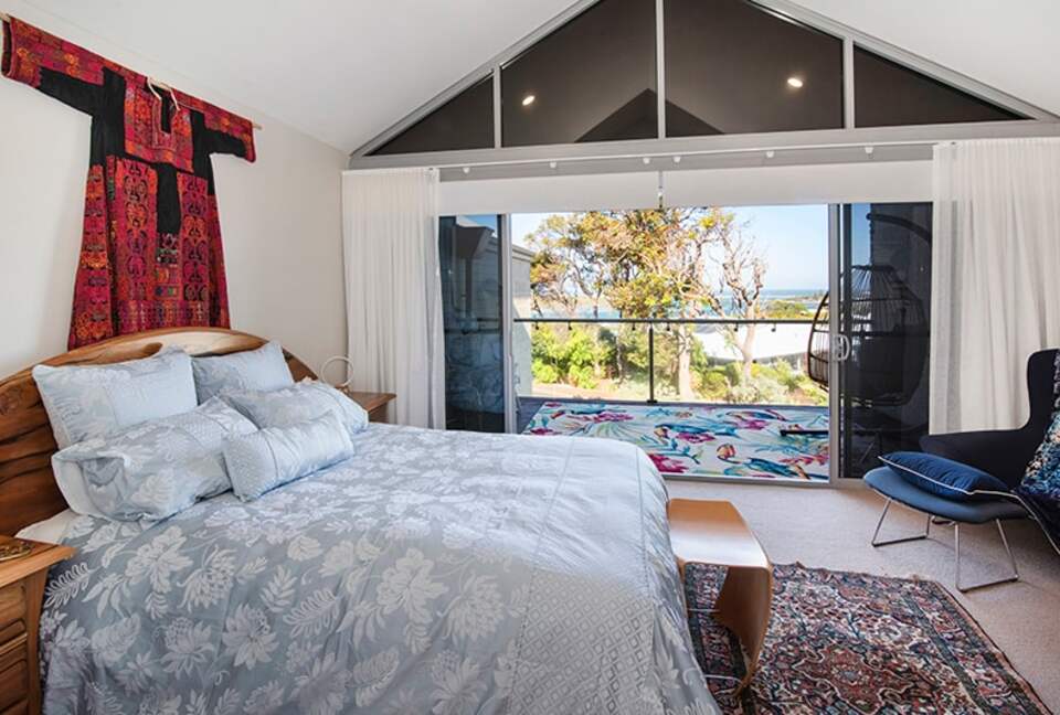 Augusta River & Ocean View Retreat with Lush Courtyards - Augusta, Australia