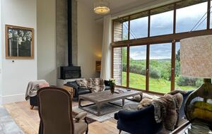 Robins Hill: A Luxurious Countryside Estate - Iping, Midhurst, United Kingdom