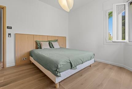 Modern Provençal Elegance in Cap d’Antibes - Antibes, France