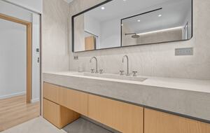 Modern Provençal Elegance in Cap d’Antibes - Antibes, France