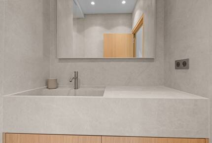 Modern Provençal Elegance in Cap d’Antibes - Antibes, France