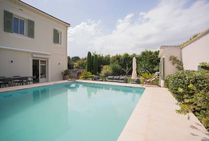 Modern Provençal Elegance in Cap d’Antibes - Antibes, France