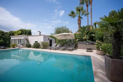 Modern Provençal Elegance in Cap d’Antibes - Antibes, France