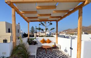 Charming Cycladic Home with Rooftop Terrace - Naxos, Greece