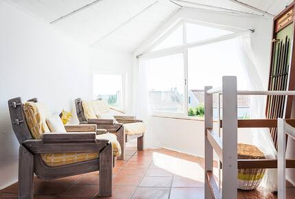 Sunlit Residence Steps from the Beach in Carvalhal - Carvalhal, Portugal