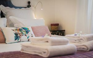 Sunlit Residence Steps from the Beach in Carvalhal - Carvalhal, Portugal