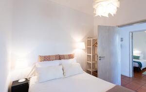 Sunlit Residence Steps from the Beach in Carvalhal - Carvalhal, Portugal