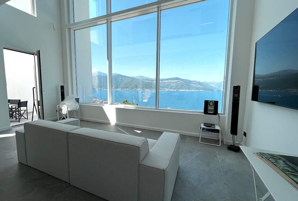 Cube A2: Modern Design Meets Montenegro’s Coastline - Krašići, Montenegro