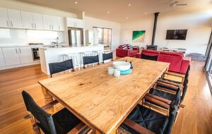 Middle River Beach House - Kangaroo Island, Australia