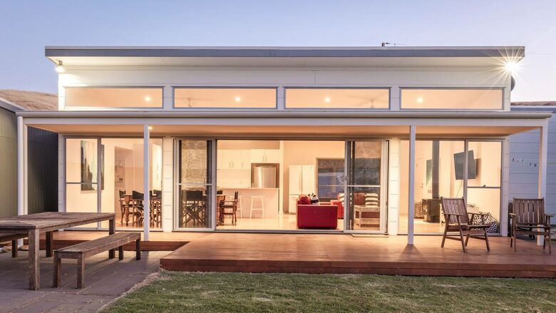 Middle River Beach House - Kangaroo Island, Australia