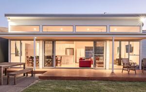 Middle River Beach House - Kangaroo Island, Australia