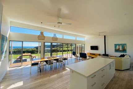 Middle River Beach House - Kangaroo Island, Australia