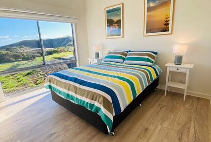 Middle River Beach House - Kangaroo Island, Australia