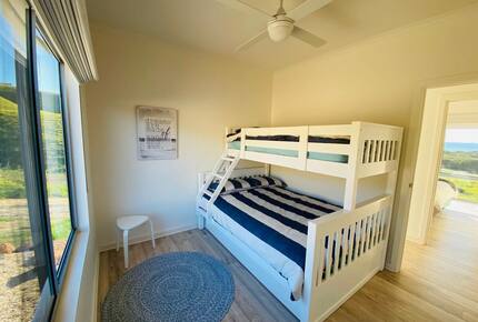 Middle River Beach House - Kangaroo Island, Australia