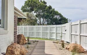 Bespoke Coastal Retreat in Angourie - Angourie, Australia