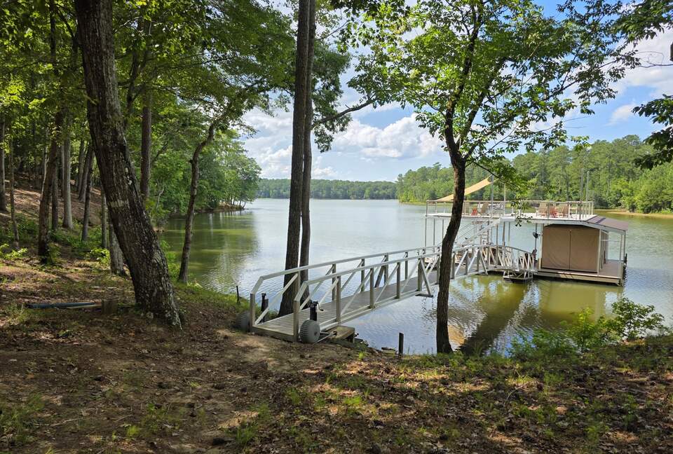 Short, level walk to lake & boathouse.