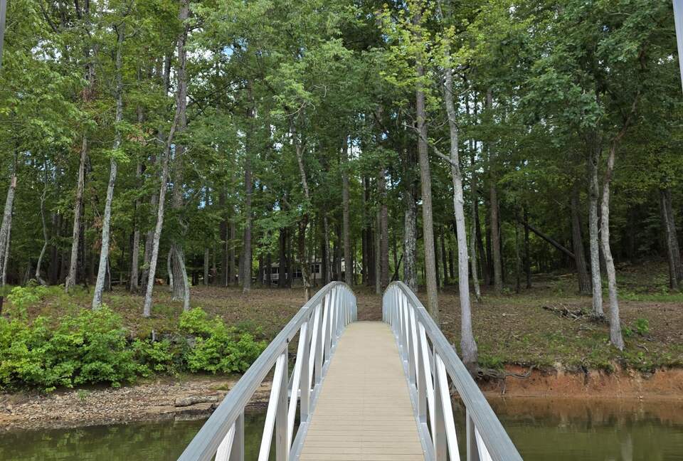 Serenity Cove Retreat - Tignall, Georgia