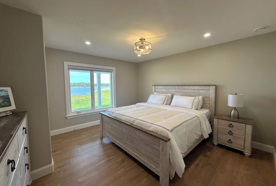 Modern Coastal Cottage on the Sou’West River - Clinton, Canada