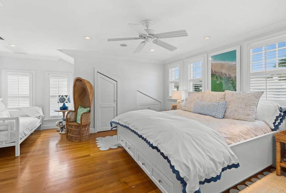 Charming Garden Oasis in the Heart of Palm Beach - Palm Beach, Florida