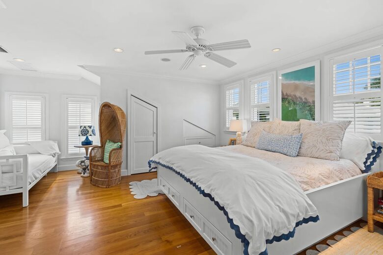 Charming Garden Oasis in the Heart of Palm Beach - Palm Beach, Florida