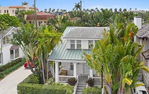 Charming Garden Oasis in the Heart of Palm Beach - Palm Beach, Florida