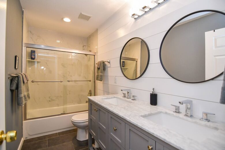 Waterfront Haven at Lake of the Ozarks - Lake Ozark, Missouri