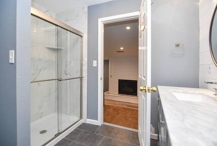 Waterfront Haven at Lake of the Ozarks - Lake Ozark, Missouri