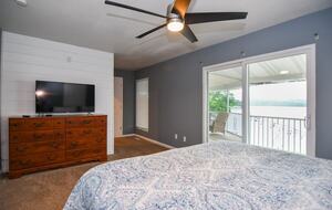 Waterfront Haven at Lake of the Ozarks - Lake Ozark, Missouri