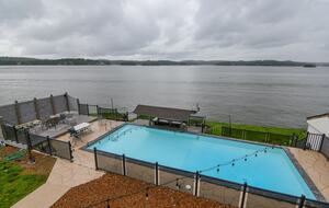 Waterfront Haven at Lake of the Ozarks - Lake Ozark, Missouri