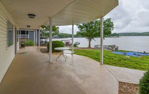 Waterfront Haven at Lake of the Ozarks - Lake Ozark, Missouri