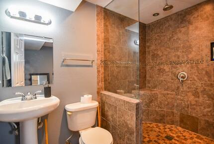 Waterfront Haven at Lake of the Ozarks - Lake Ozark, Missouri