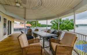 Waterfront Haven at Lake of the Ozarks - Lake Ozark, Missouri