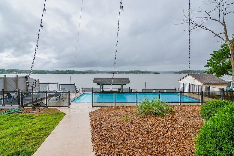 Waterfront Haven at Lake of the Ozarks - Lake Ozark, Missouri