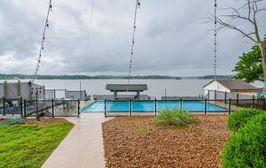 Waterfront Haven at Lake of the Ozarks - Lake Ozark, Missouri