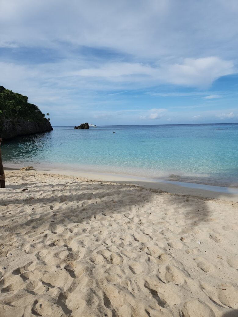 Western Caribbean | Roatan West Bay Beach Studio Residence - West Bay Beach, Honduras