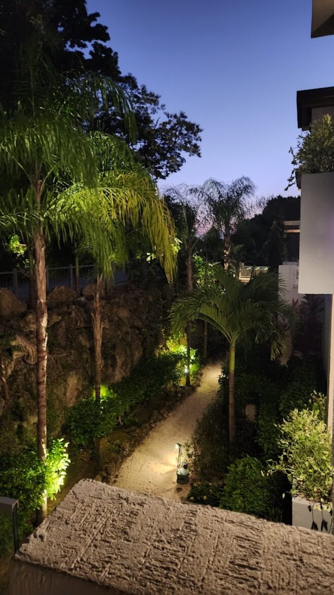 Western Caribbean | Roatan West Bay Beach Studio Residence - West Bay Beach, Honduras