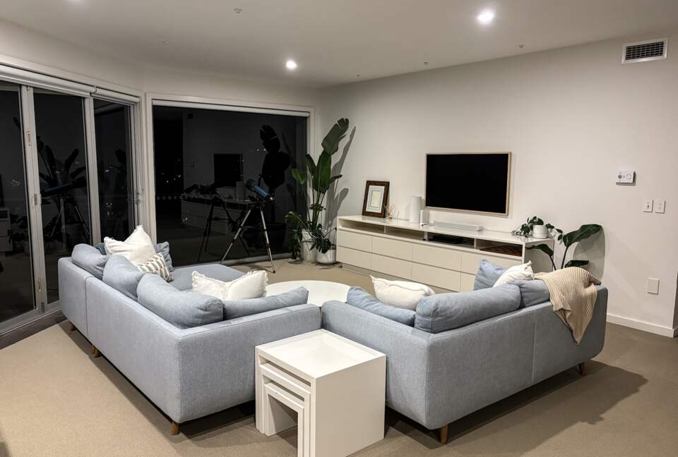 Elevated Coastal Luxury with Private Pool & Views - Avoca Beach, Australia