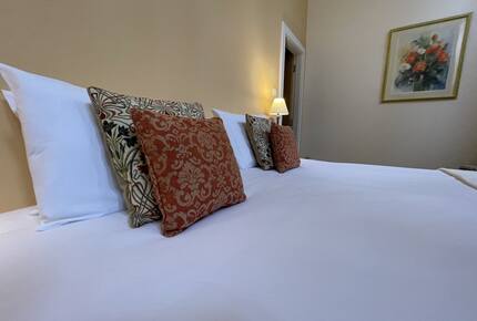 The Classrooms, Loch Ness Abbey, Pool & Spa - Fort Augustus, United Kingdom