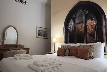 The Classrooms, Loch Ness Abbey, Pool & Spa - Fort Augustus, United Kingdom