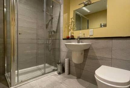 The Classrooms, Loch Ness Abbey, Pool & Spa - Fort Augustus, United Kingdom