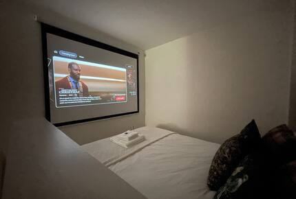 The Classrooms, Loch Ness Abbey, Pool & Spa - Fort Augustus, United Kingdom