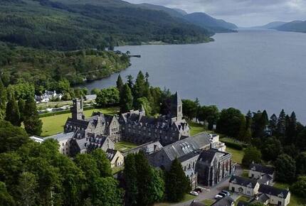 The Classrooms, Loch Ness Abbey, Pool & Spa - Fort Augustus, United Kingdom