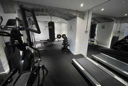 The Classrooms, Loch Ness Abbey, Pool & Spa - Fort Augustus, United Kingdom